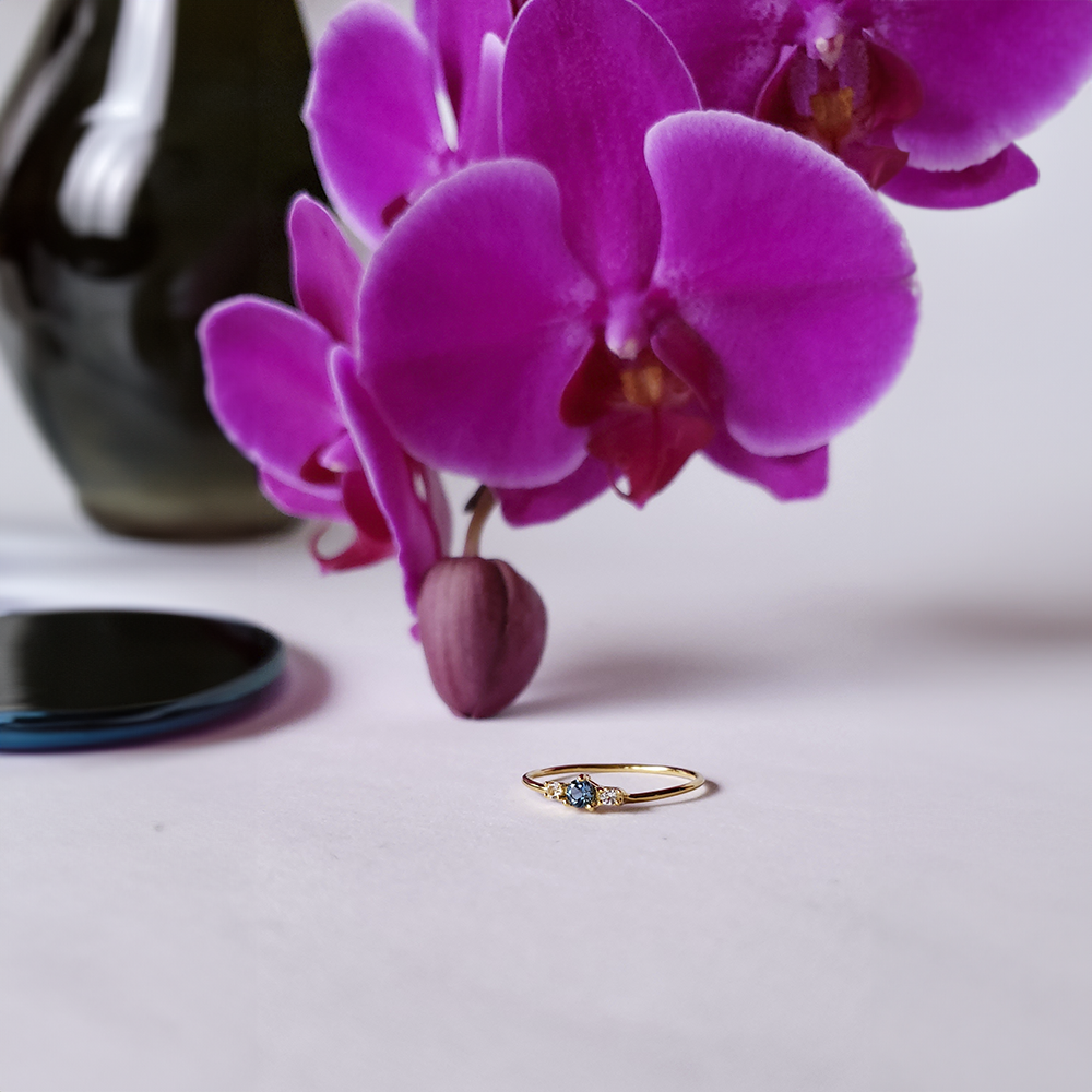 anillo Diana con topacio azul