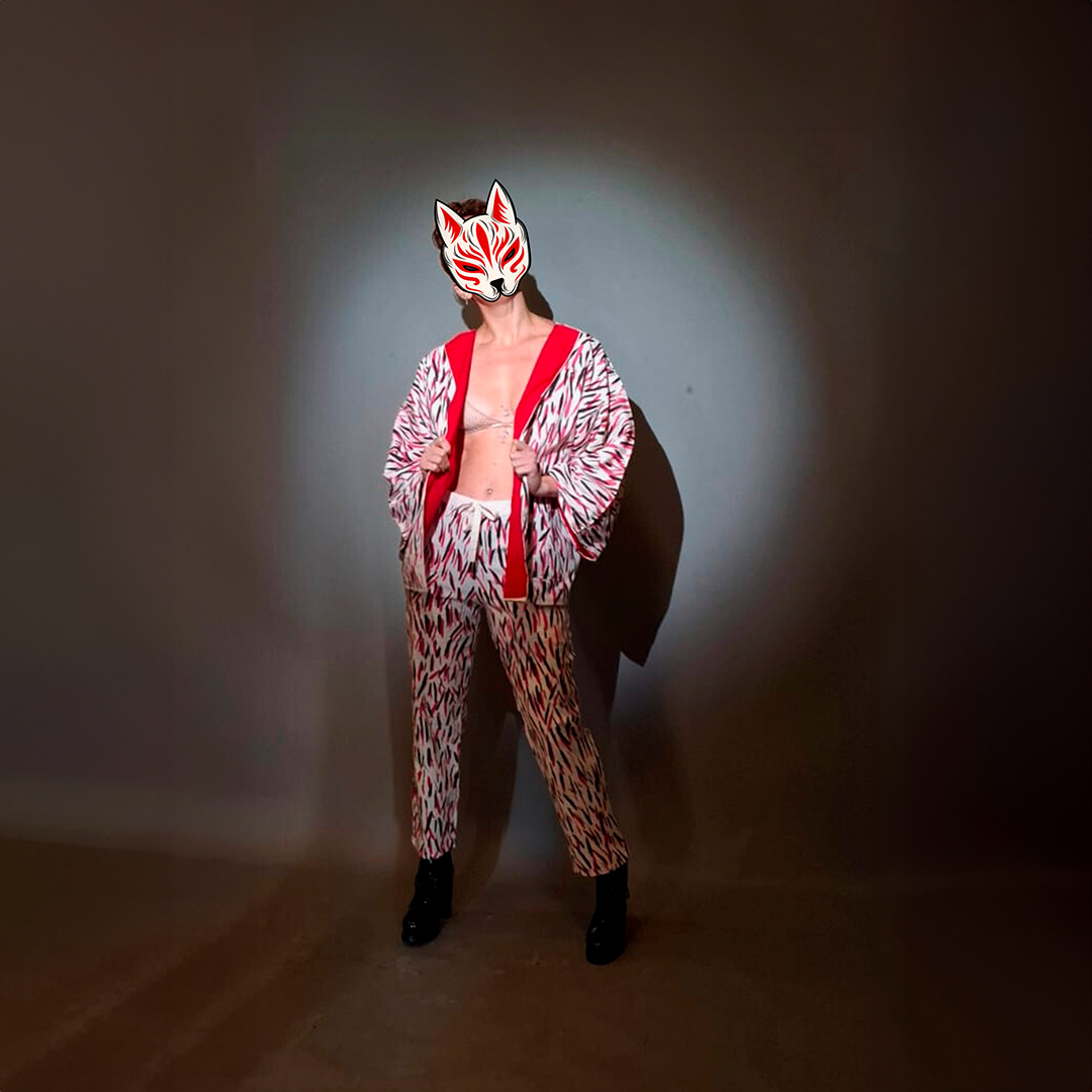 Chamarra / Kimono Bestia Rojo y Negro