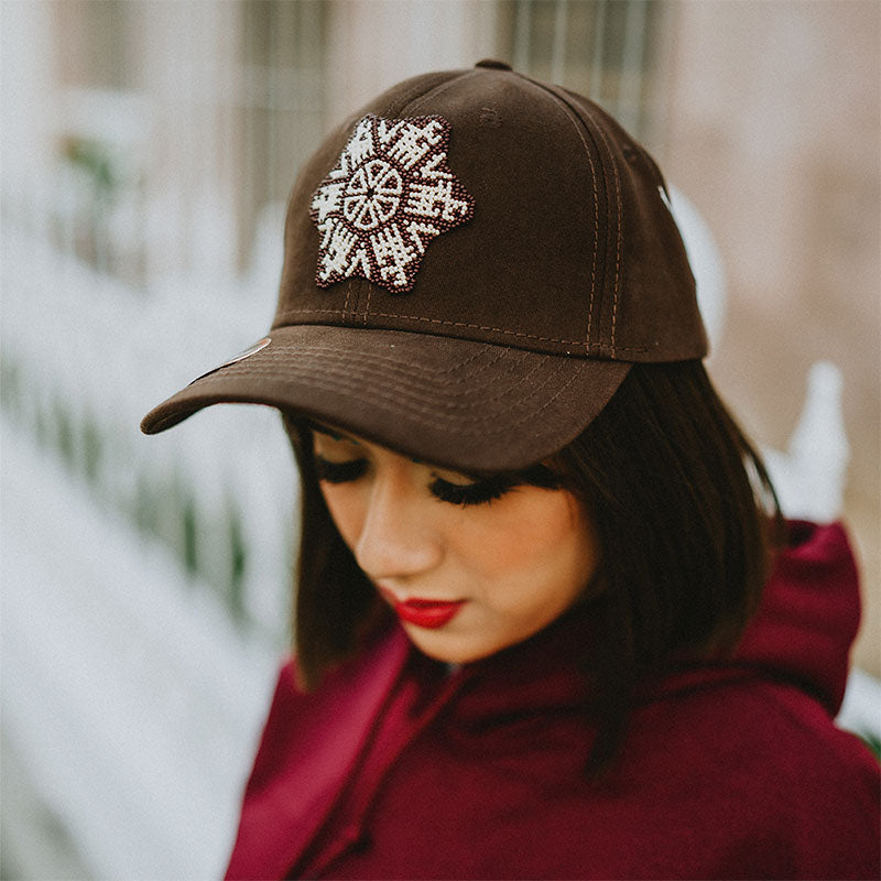 gorra curva café danza venados