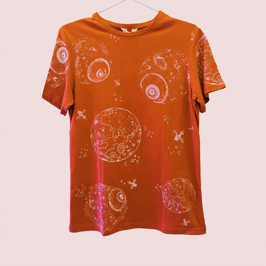 playera lunas y satélites shedron