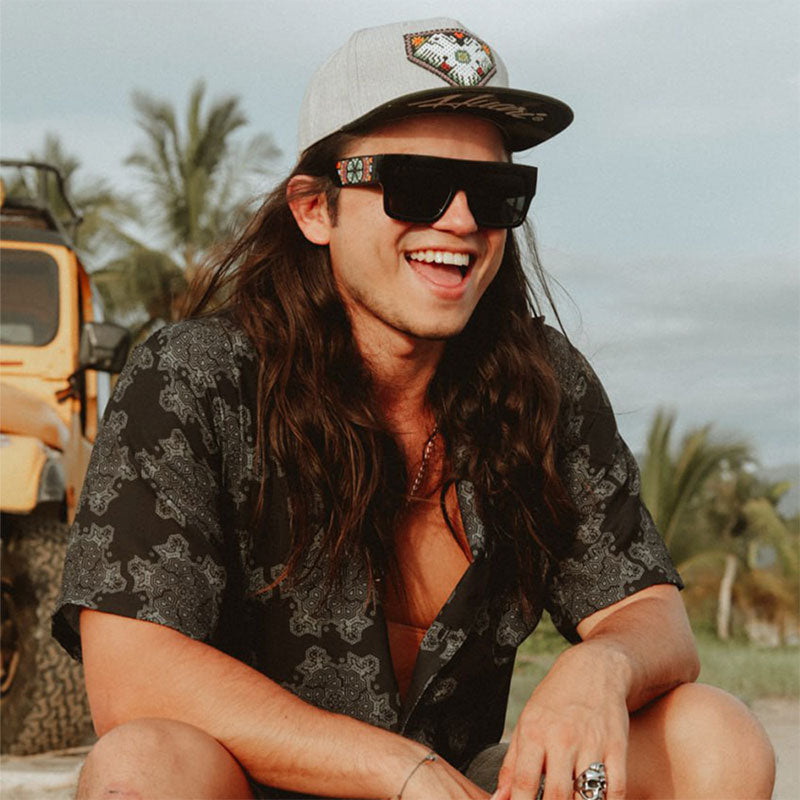 camisa kumatame negra