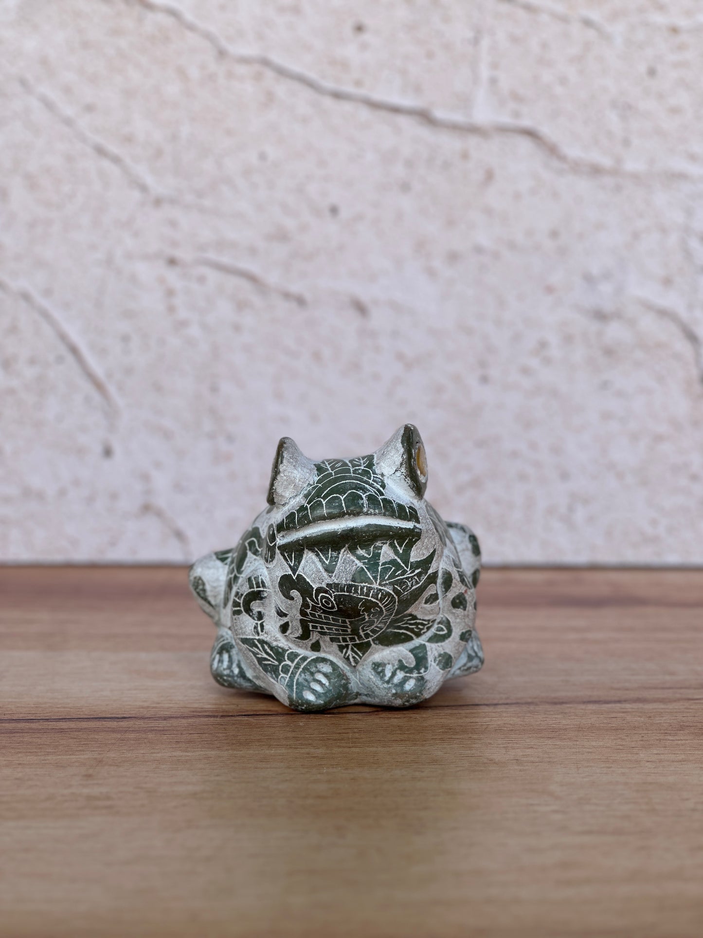 rana acustica mediana con grabado verde mictlan