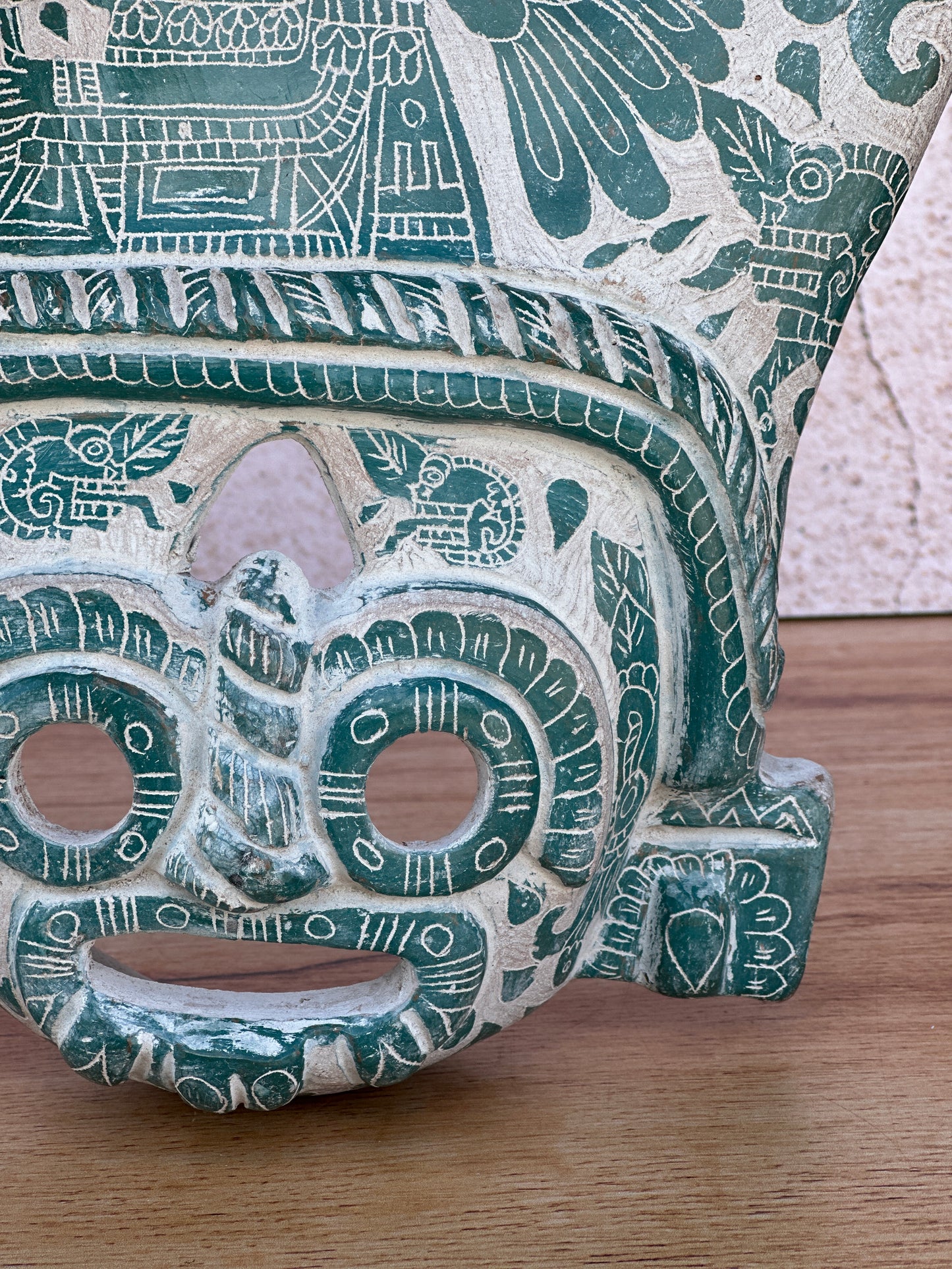 mascara tlaloc grande con grabado verde