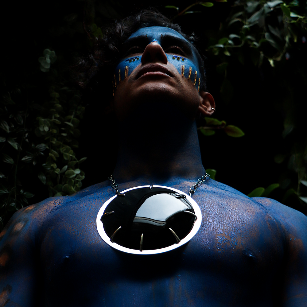 Collar disco de obsidiana arcoíris