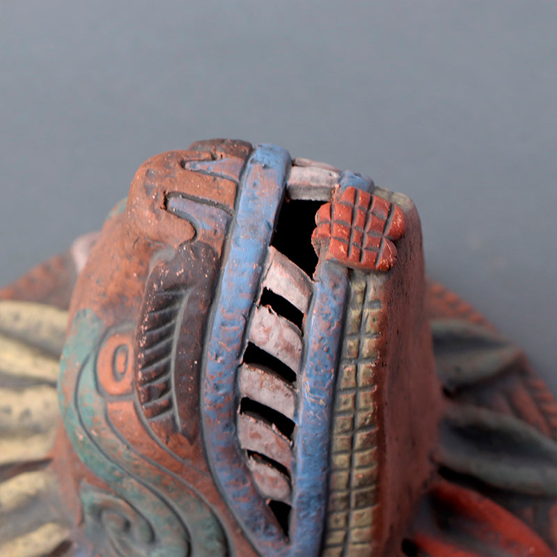 cabeza Quetzalcóatl de barro rústico m