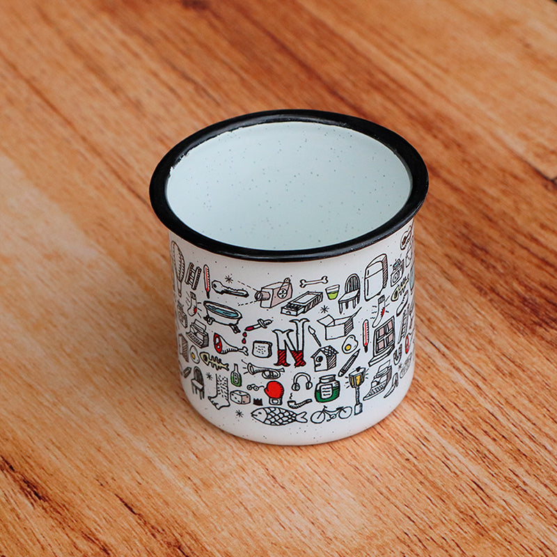 taza de peltre objeto