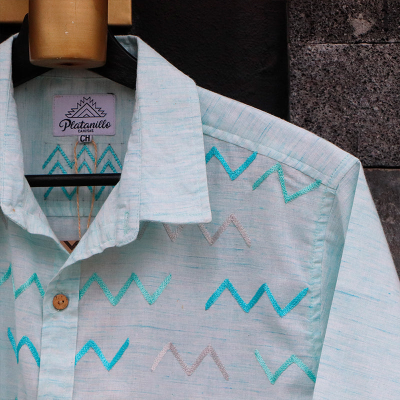 camisa platanillo olas zigzag azul cielo