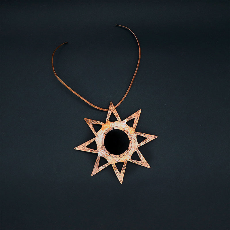 Collar sol y espejo de obsidiana