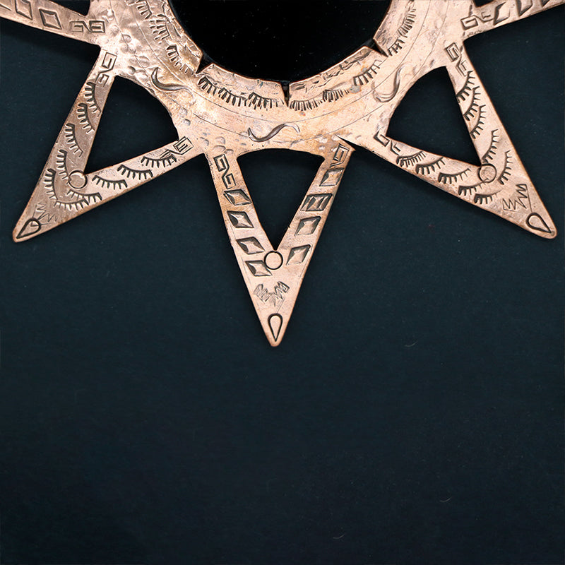 Collar sol y espejo de obsidiana