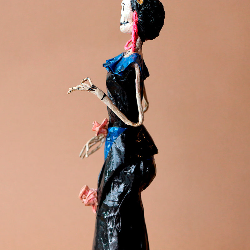 catrina con diadema de flores