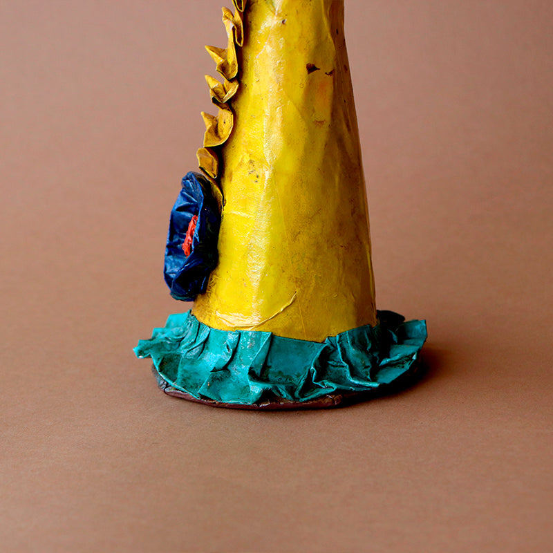catrina con vestido amarillo