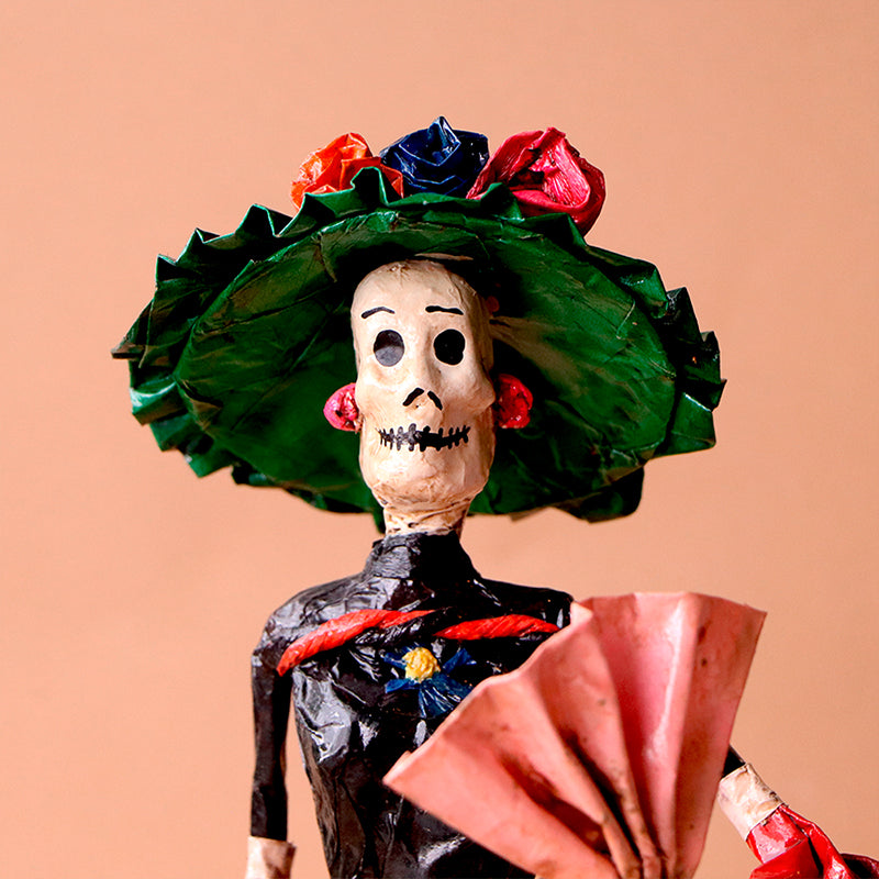 catrina con abanico