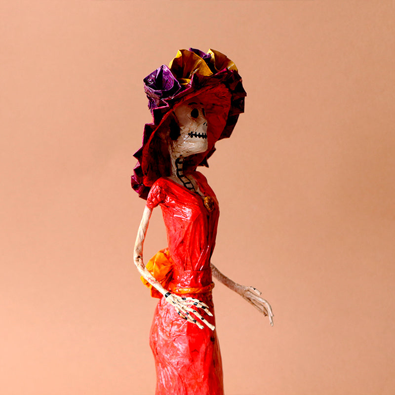 catrina con vestido rojo