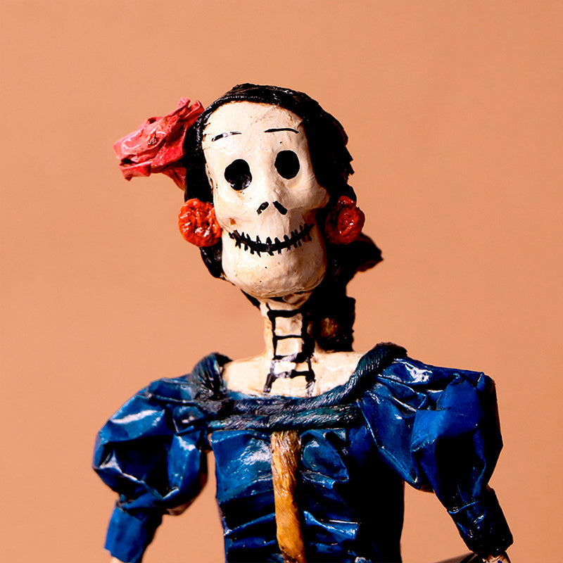 catrina con vestido azul