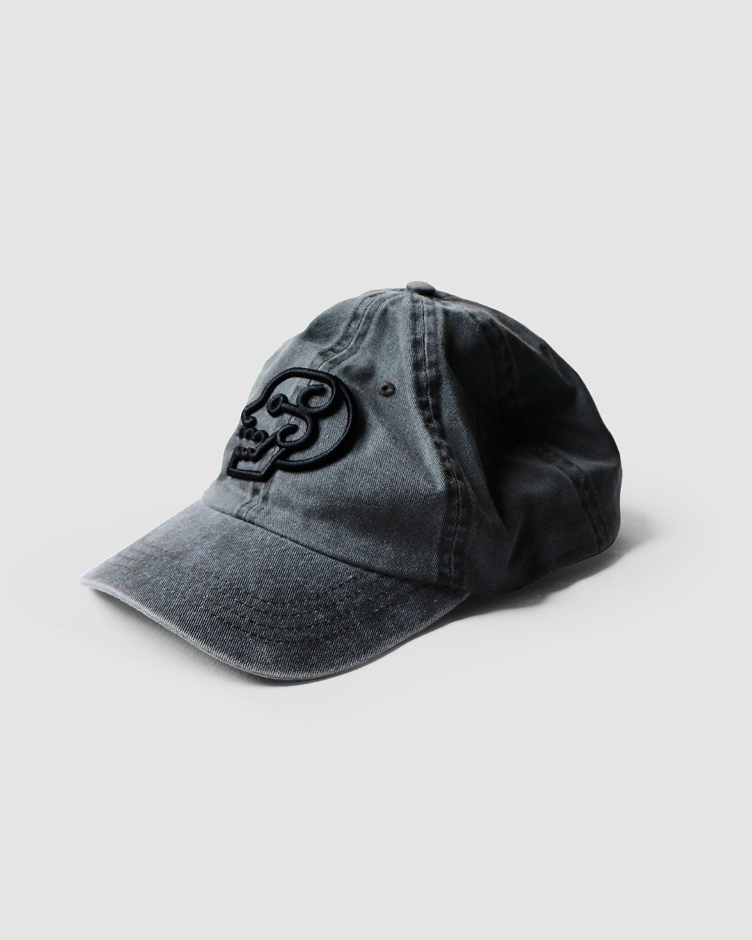 Gorra informal cráneo