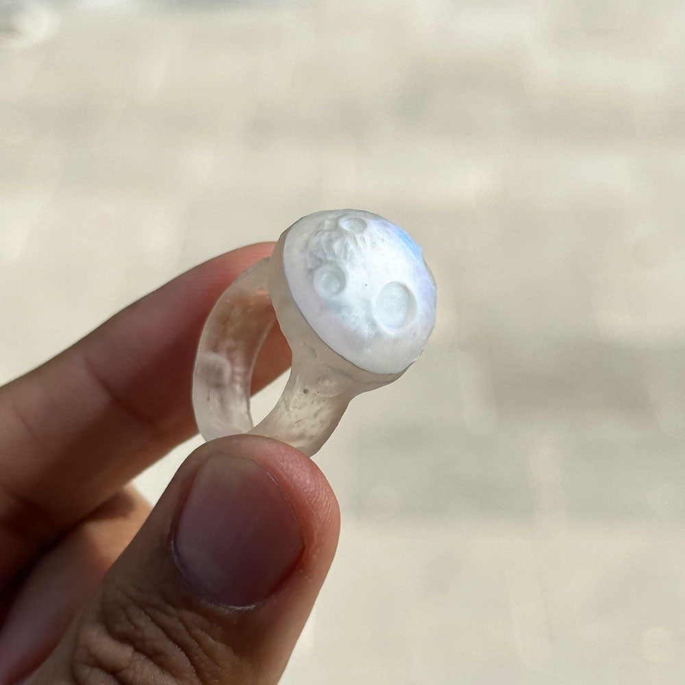 anillo luna tornasol