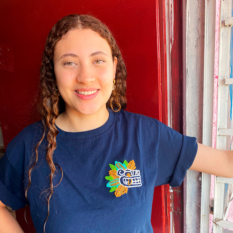 playera Quetzalcóatl con chaquira