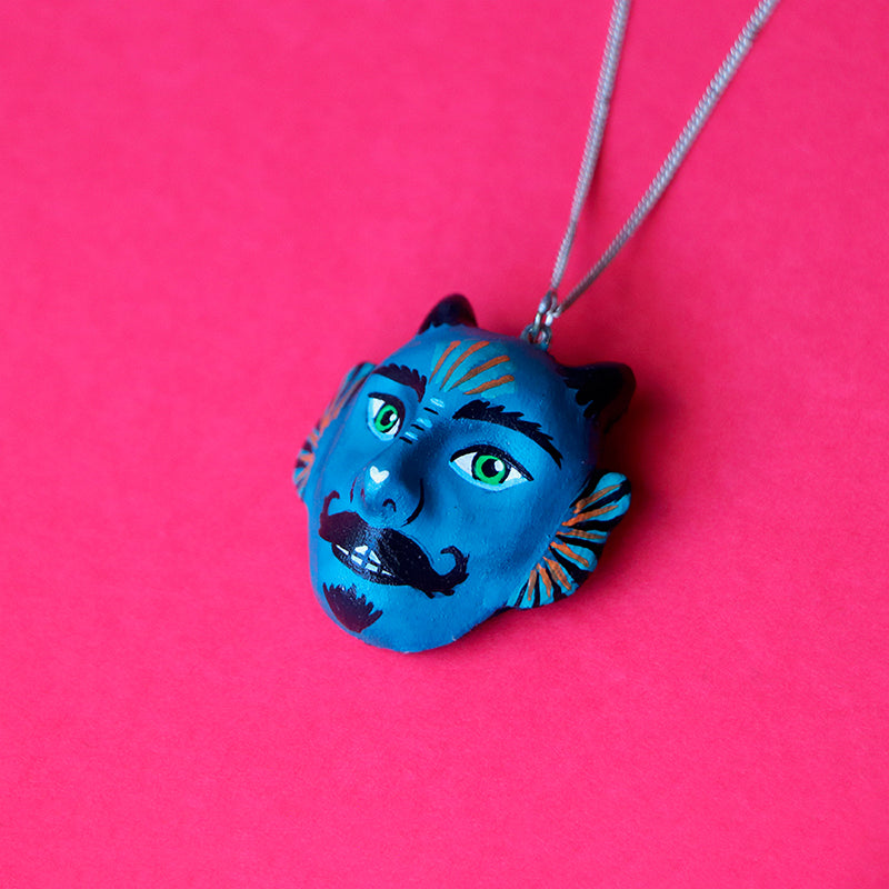 Dije diablito azul