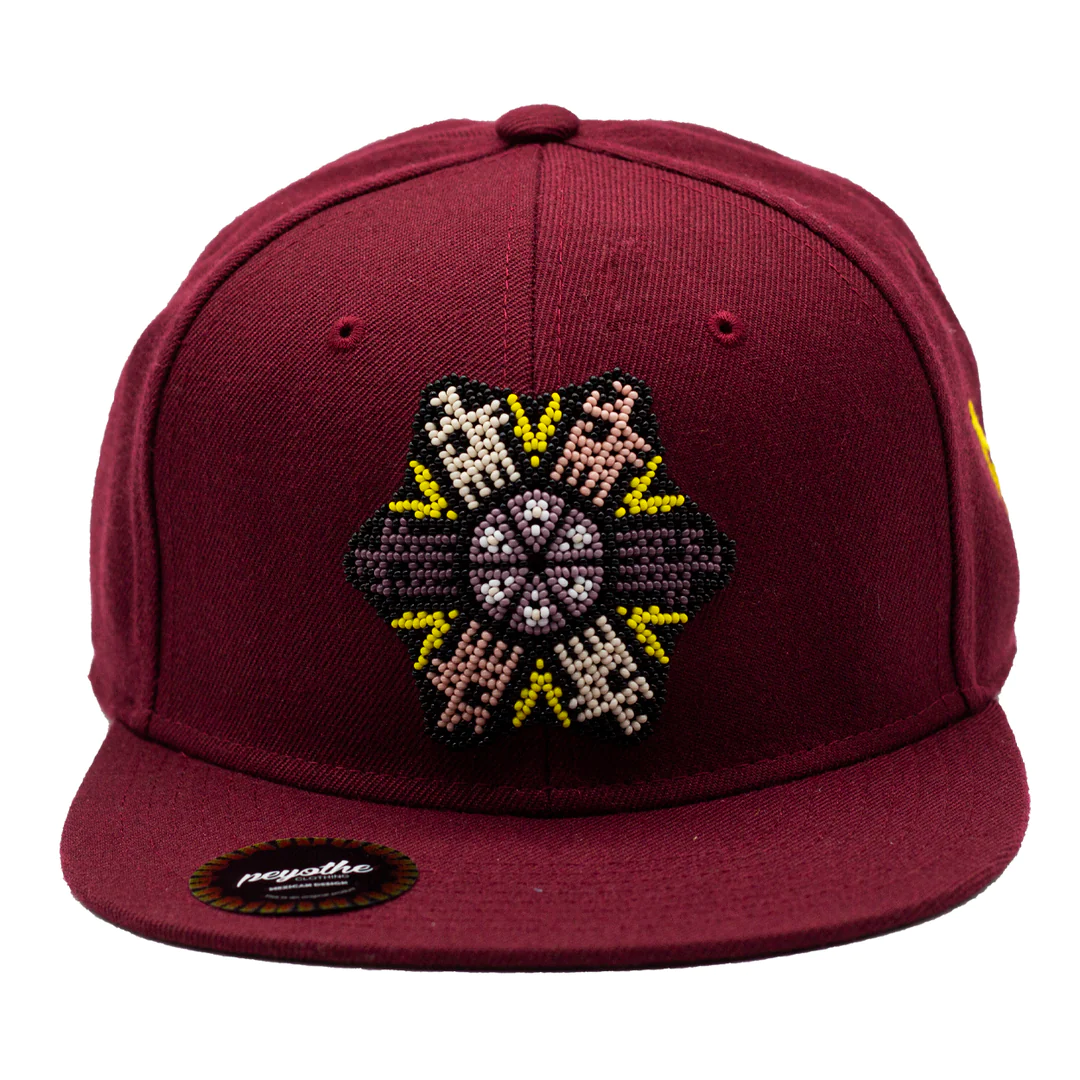 gorra plana tinto danza venados Casa Obsidiana