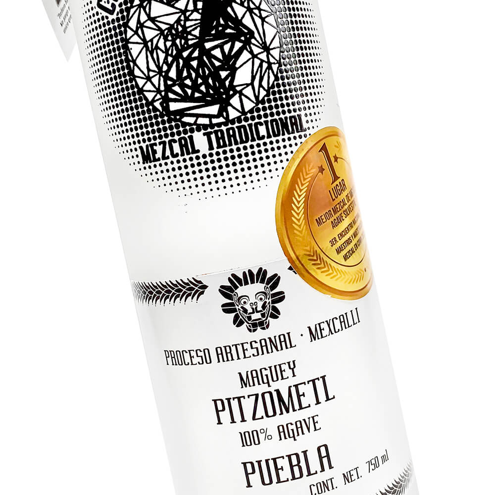 mezcal artesanal pitzometl de puebla de 750ml