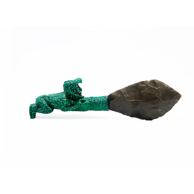 cuchillo grande de obsidiana con guerrero águila de malaquita