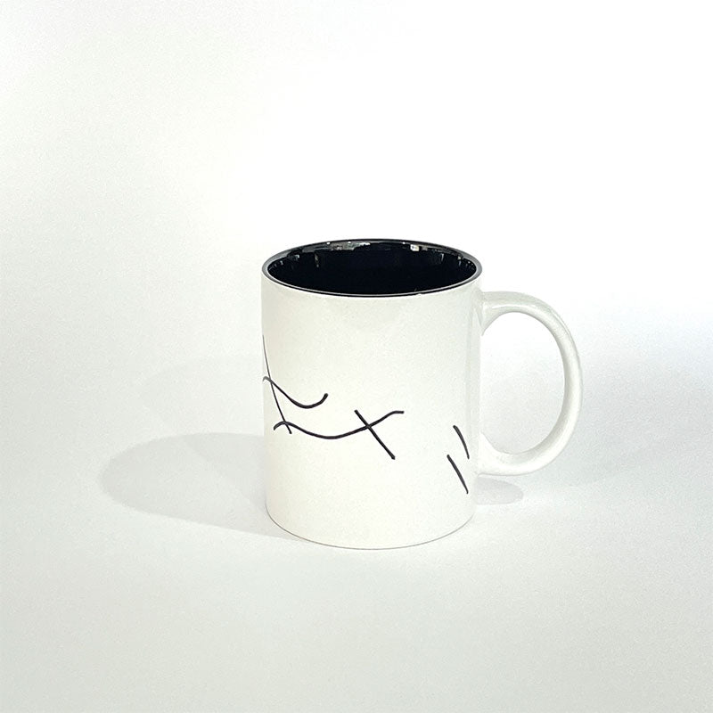 Taza pintada a mano lines