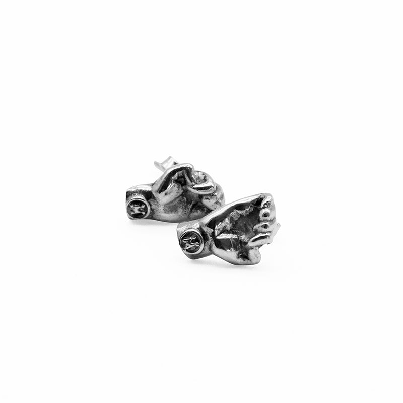 aretes huevos