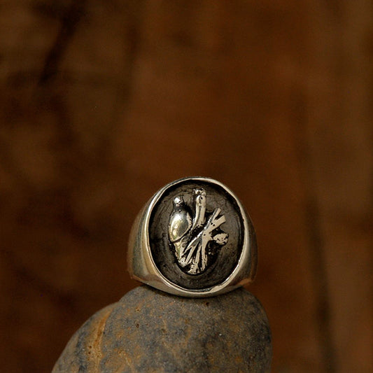 anillo corazón ancho