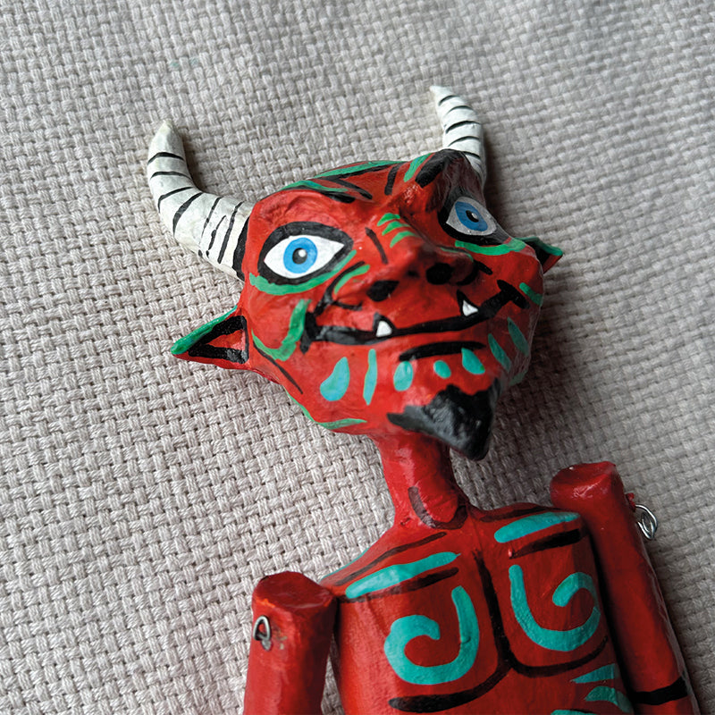 Marioneta diablo rojo