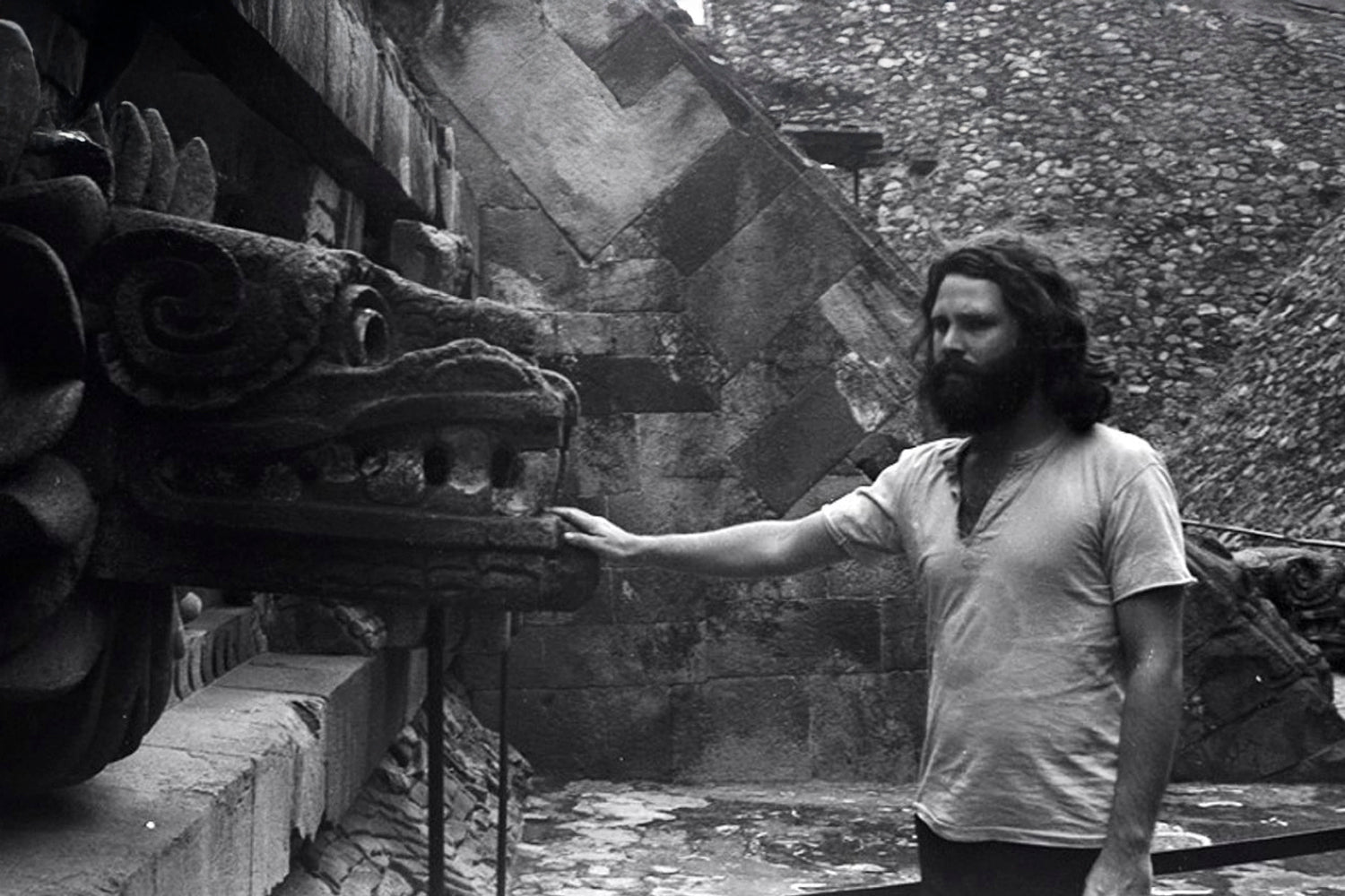 Morrison en Teotihuacán