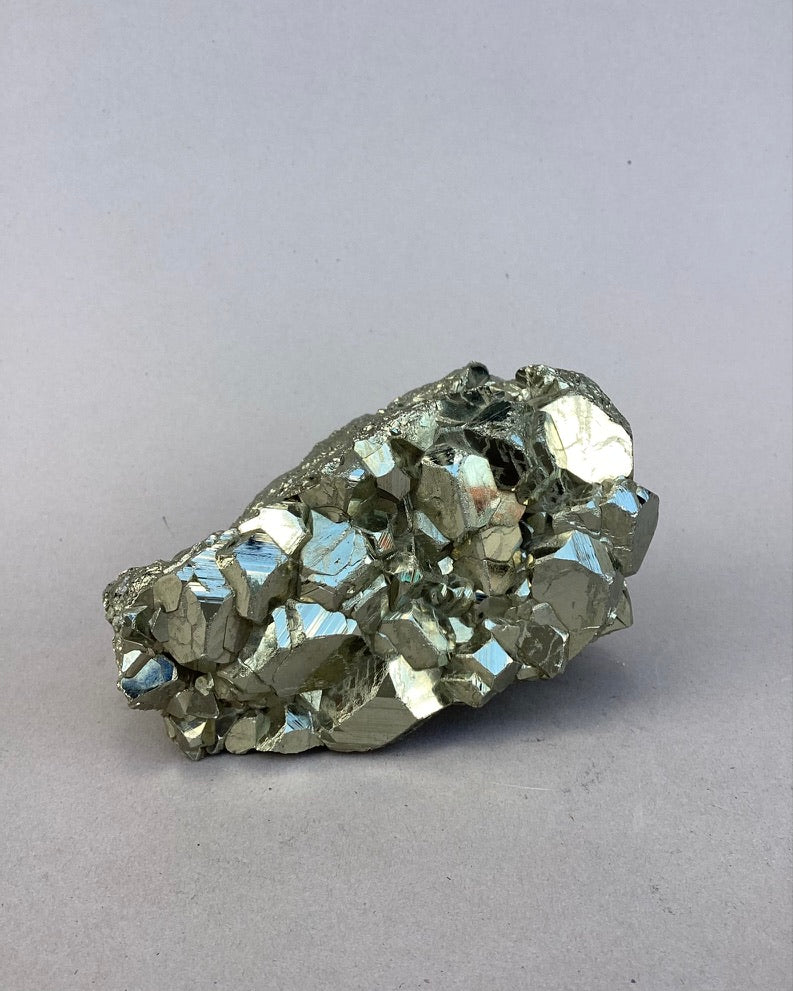 Especimen: Pirita, B