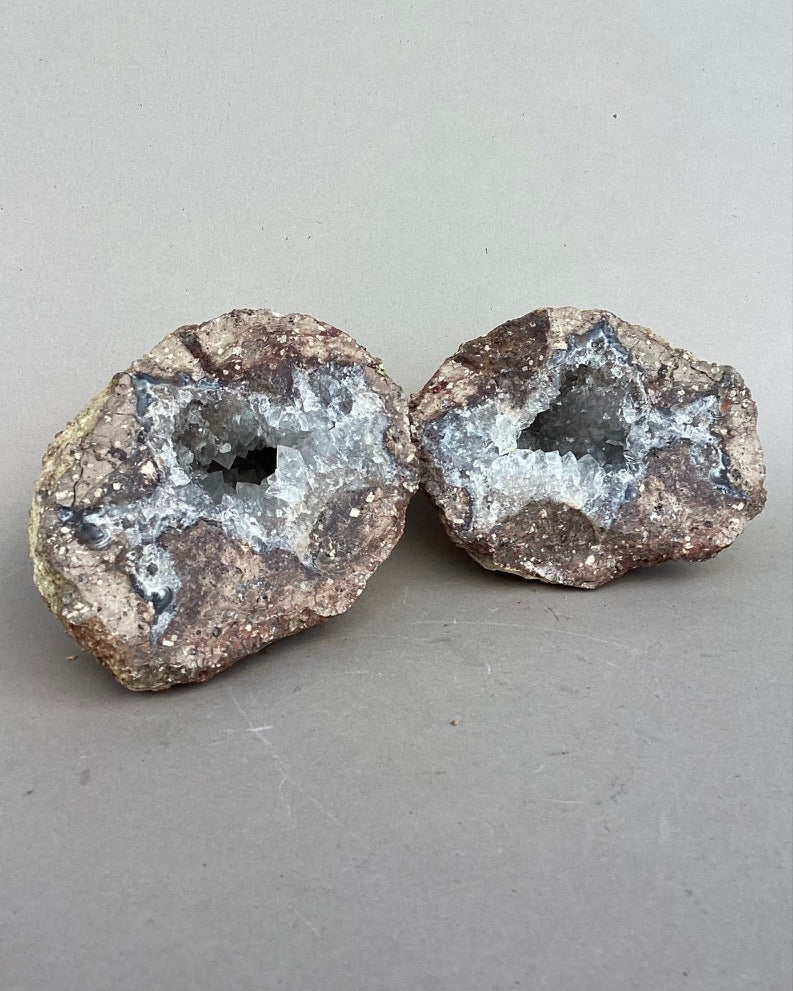 especimen geoda cuarzo par