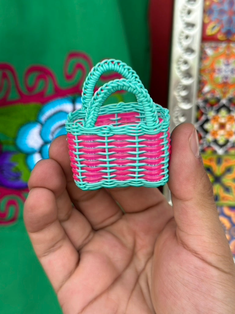 Bolsas de mimbre miniatura