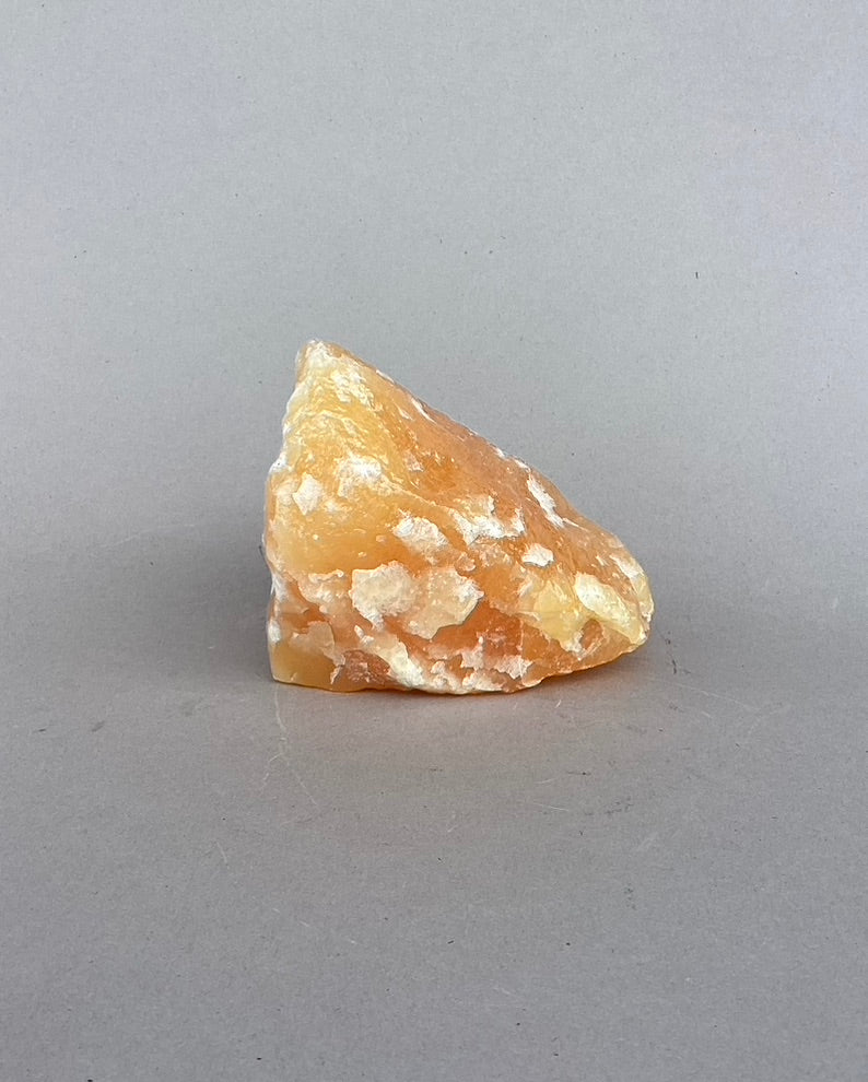 especimen calcita naranja