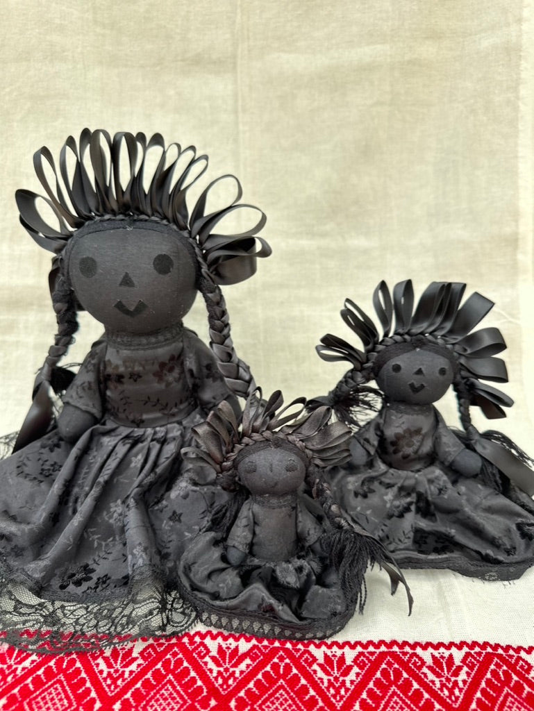 Muñeca Lele total black chica