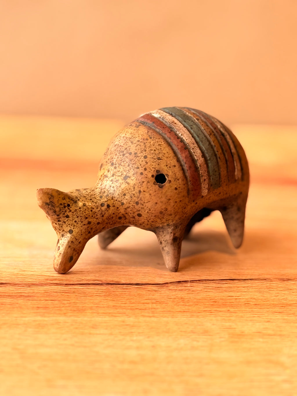 Armadillo flauta barro pulido