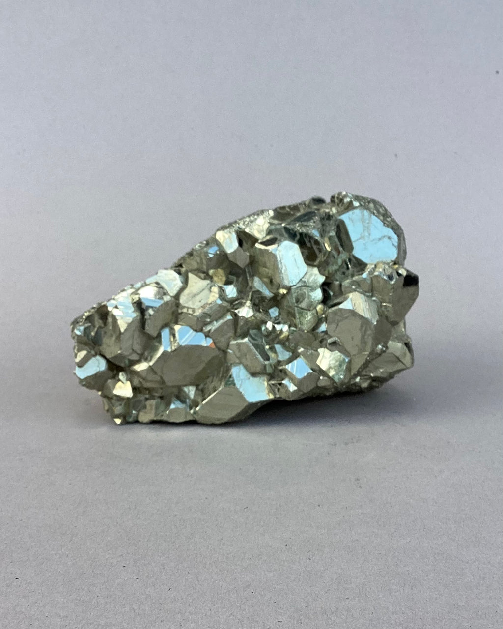 Especimen: Pirita, B