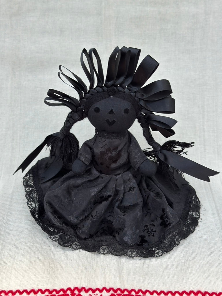 Muñeca Lele total black chica