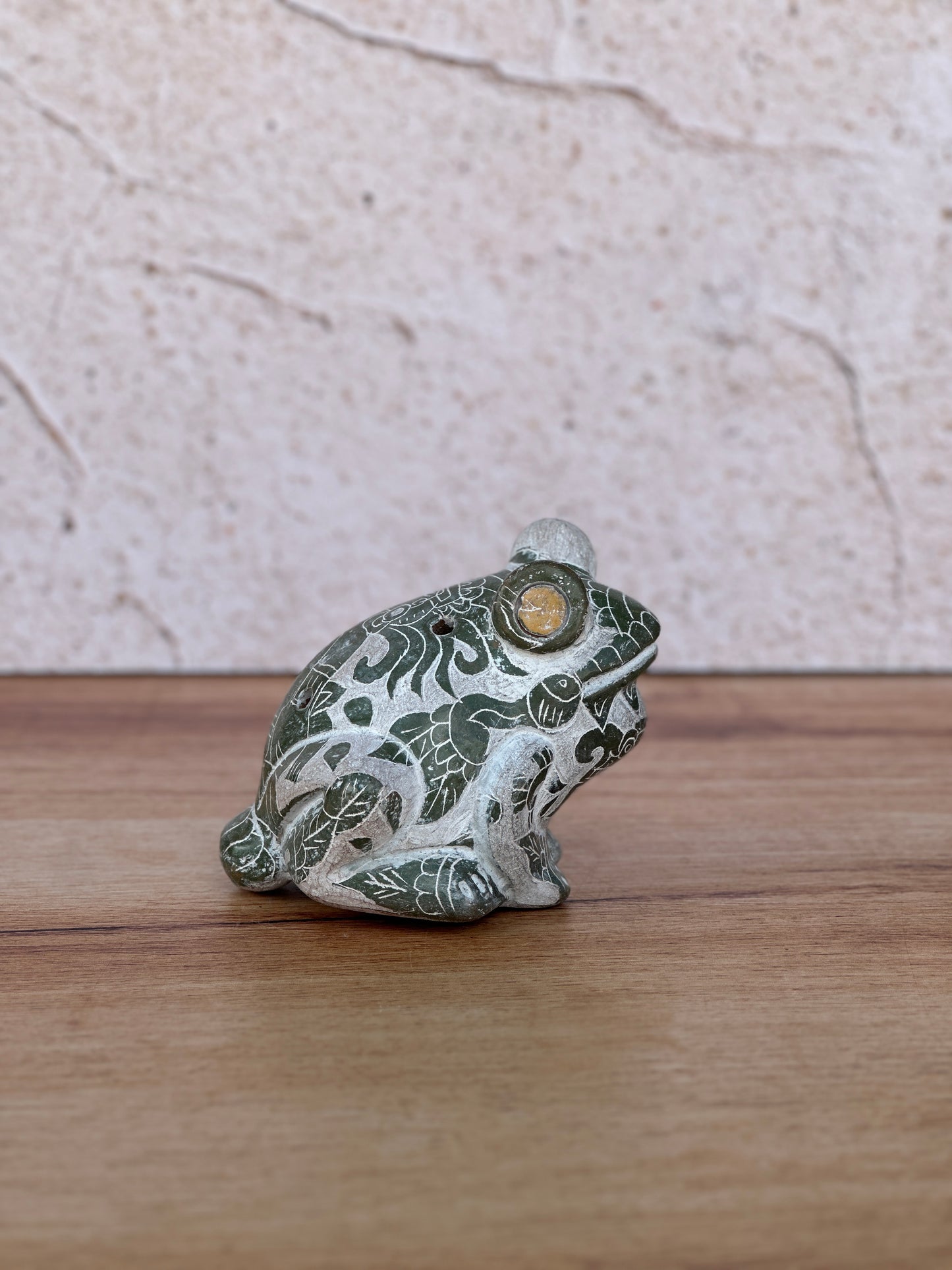 rana acustica mediana con grabado verde mictlan