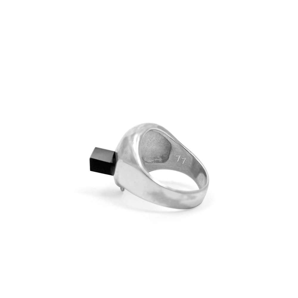 Stake silver