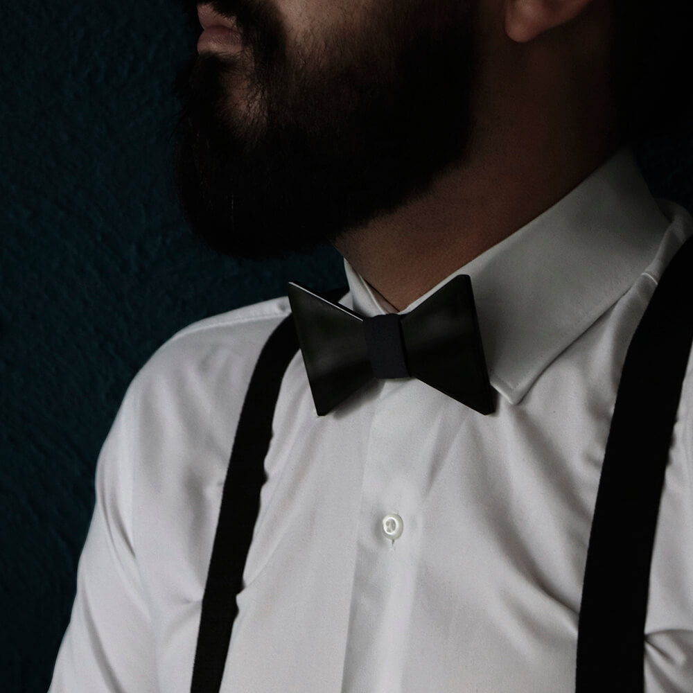 Bow tie black