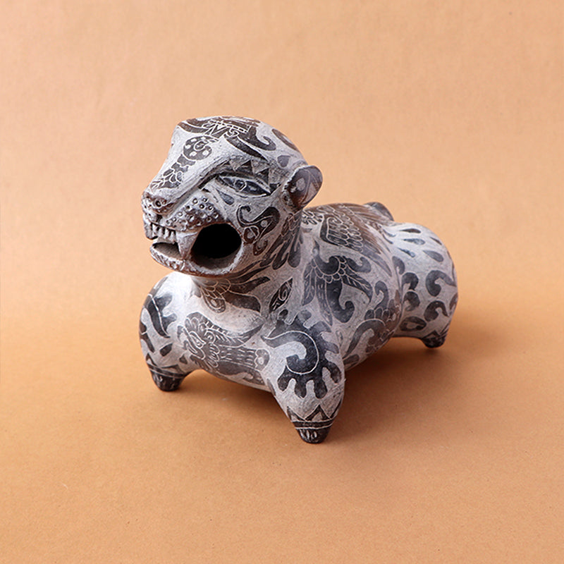 jaguar prehispánico acústico de barro