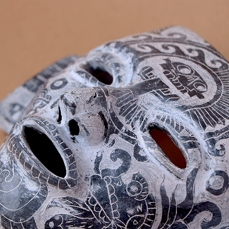 máscara teotihuacana chica grabada