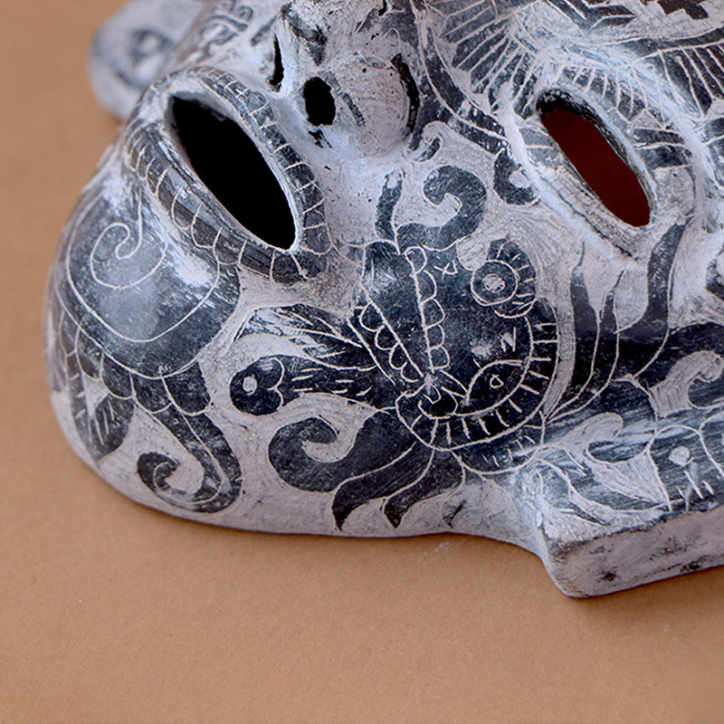 máscara teotihuacana chica grabada