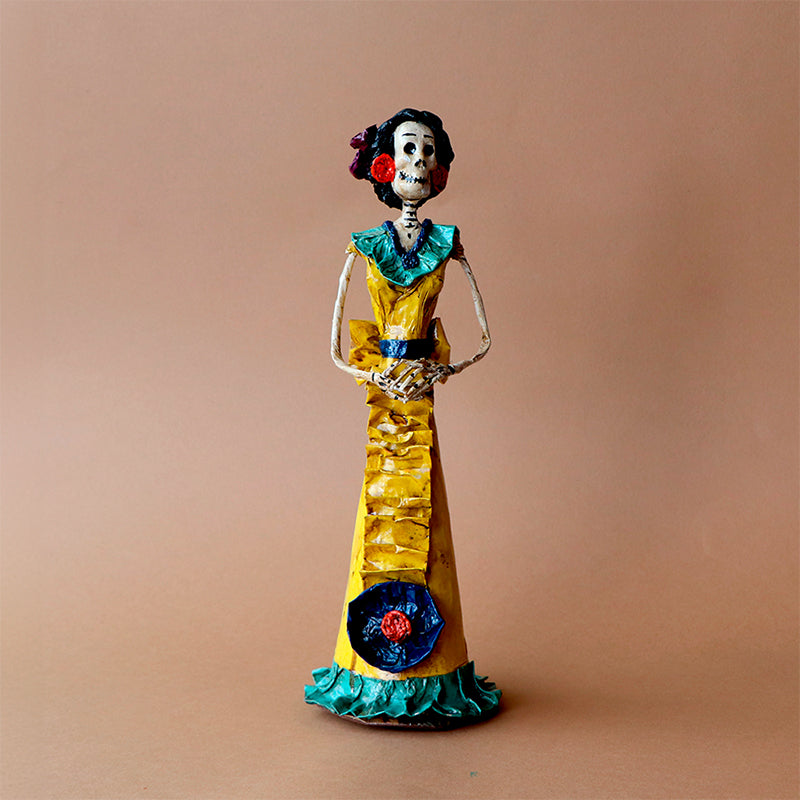 catrina con vestido amarillo