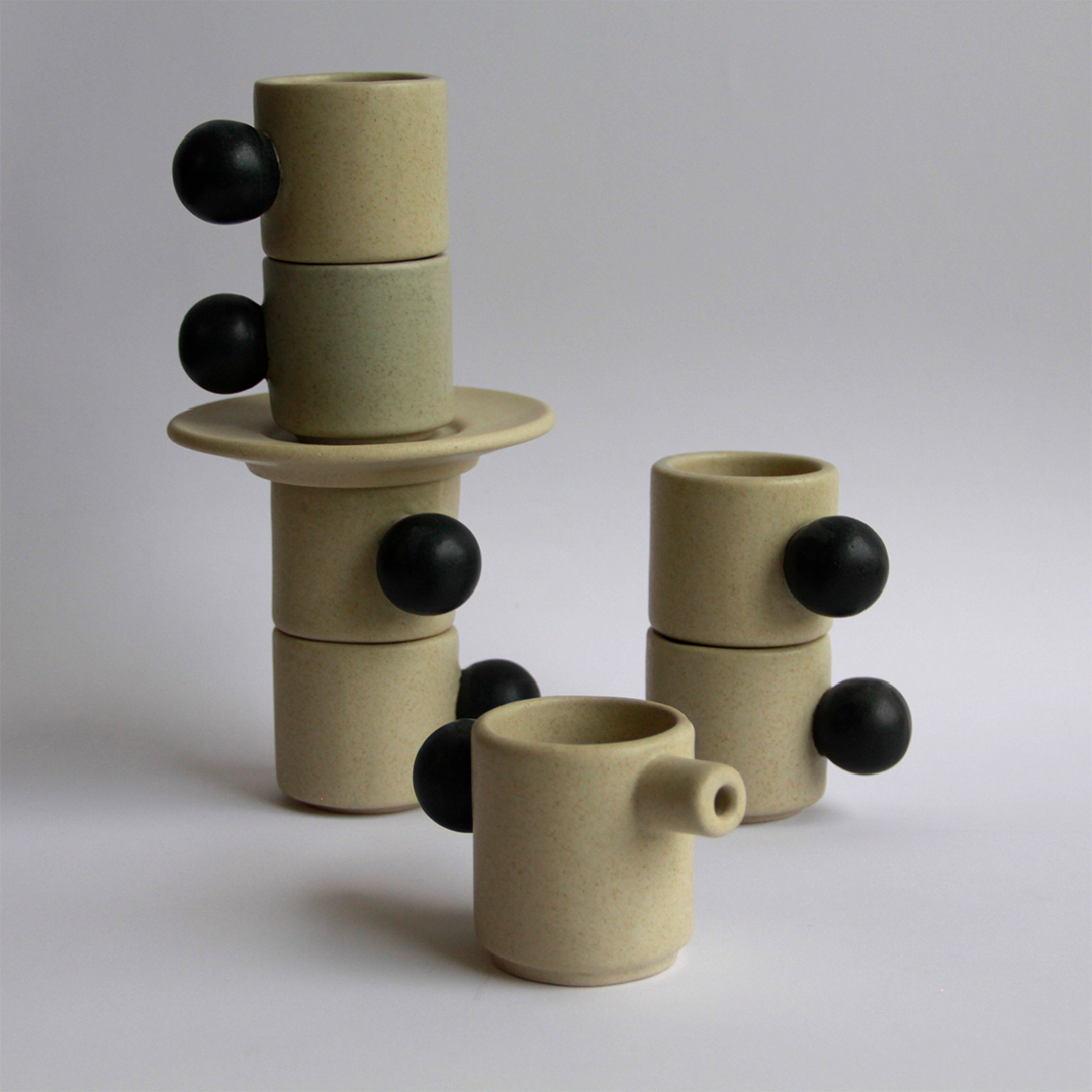 Taza espresso con oreja de pelota negra