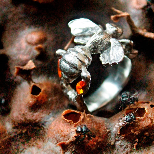 anillo melipona corbícula con topacio imperial