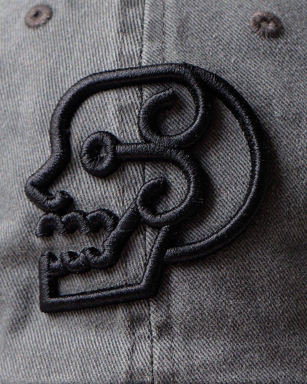 Gorra informal cráneo