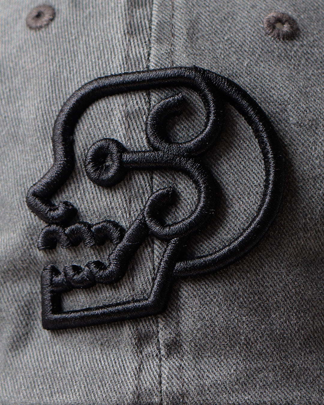 Gorra informal cráneo