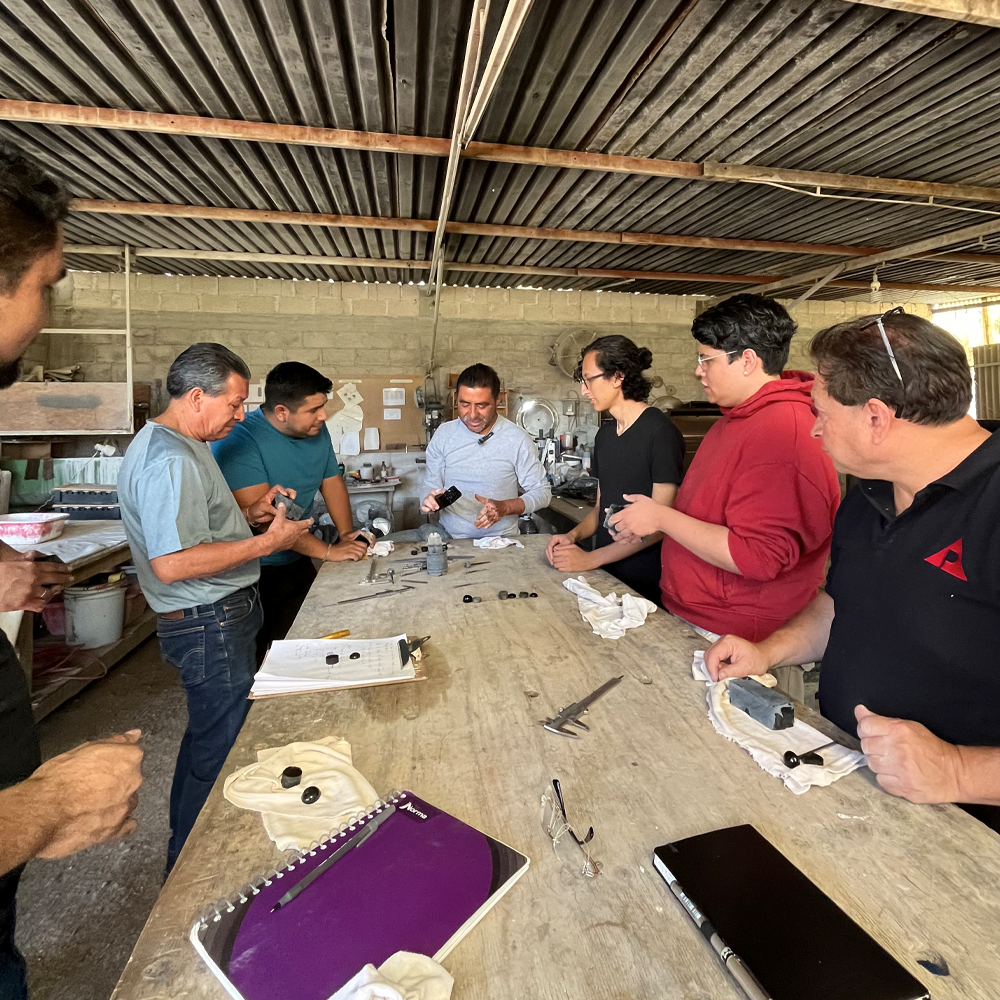 Taller básico de lapidaria en obsidiana 2025